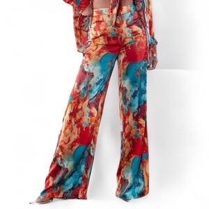NWT - Nova Luxe Sadie Abstract Satin Wide-Leg Pants – Size M